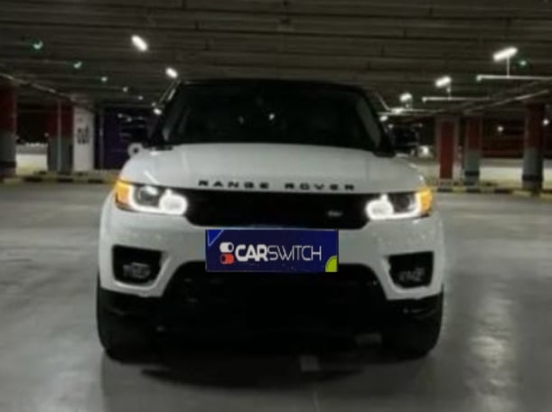 Used 2015 Range Rover Sport for sale in Riyadh